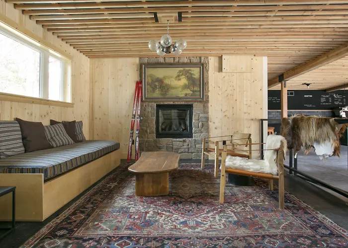 The Coachman Hotel